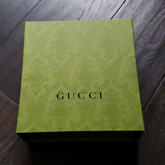 Gucci Belt box and Paper bag with Ribbon - Picture 2 of 5